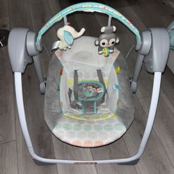 Portable Baby Swing🤍