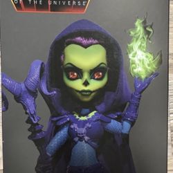 Monster High Skullector Skeletor Doll IN HAND