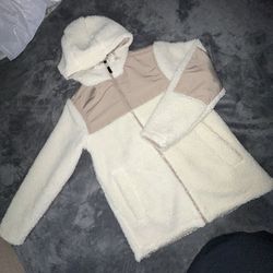 Zip Up H&M Fur Jacket ( Brand New) Size In Pictures, Fits Bigger(OBO)