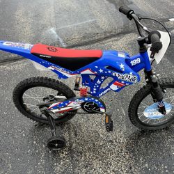 Boys Bike 16” Still Brand New 