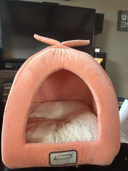 New cat or dog bed