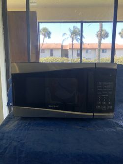 Microwave Oven