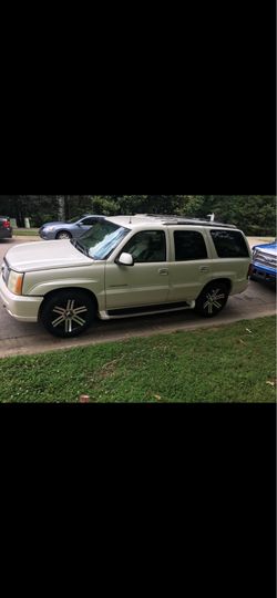 2005 Cadillac Escalade