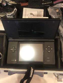 Nintendo DSi with 23 games
