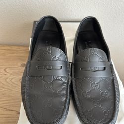 Men Gucci Loafers Size 7 