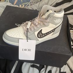 Exclusive AIR DIORS SIZE 9
