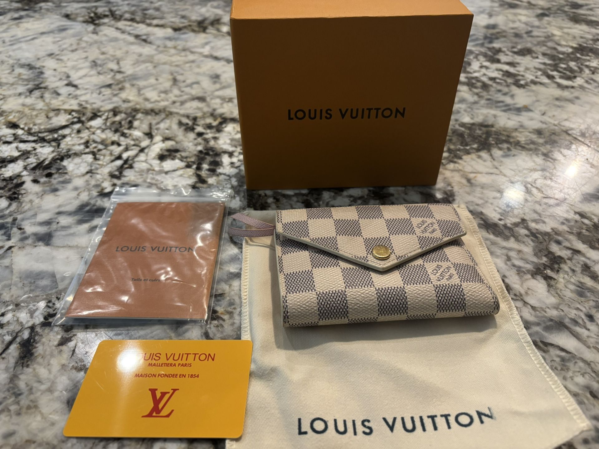 Louis Vuitton Wallet