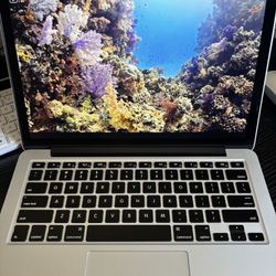 Apple MacBook Pro 13 Retina Display  Updated Catalina 10.15.7