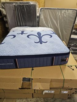 Queen Stearns and Foster mattress