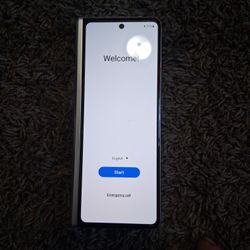 Samsung Z Phone  Only Been Used For 8 Weeks  Retails For $1,645 Before Tax Selling For $800