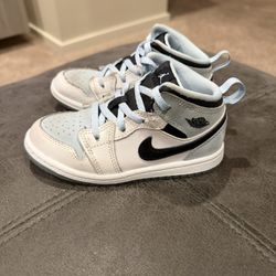 Toddler Boys Nike Shoes Size 9.5C