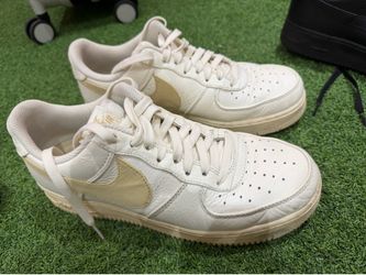 Excellent Condition Men Nike Air Force - Size  9
