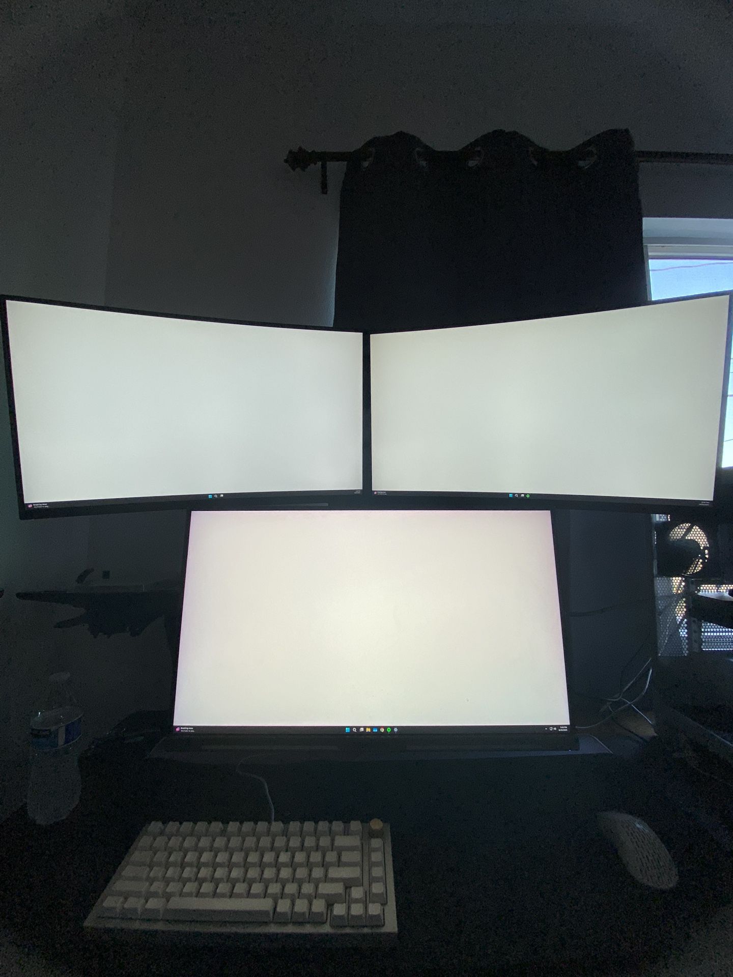 Acer Predator XB273U + 2 Nitro ED270U P2