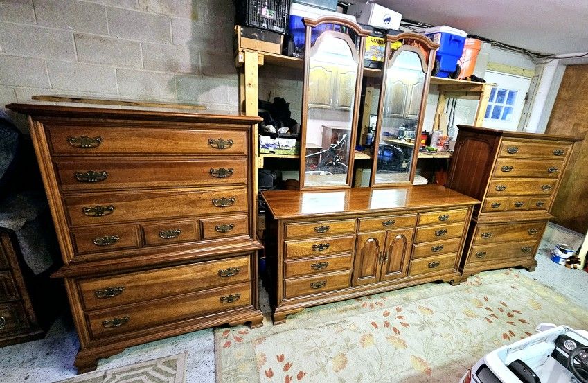 3 THOMASVILLE SOLID WOOD DRESSERS