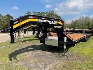 Southland 8.5 x 32 Gooseneck Flatbed Trailer 29k