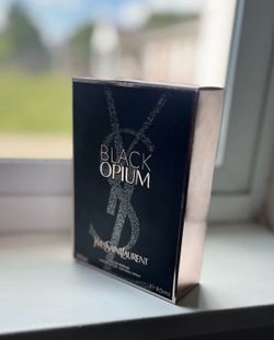 Yves Saint Laurent Black Opium