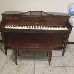 Baldwin Refurbished Electric Piano 