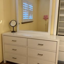 White Dresser With Mirror