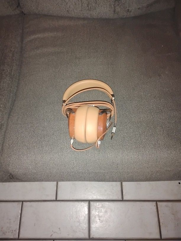 Sivga Headphones Wired
