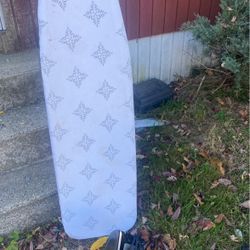 Hamilton Beach Iron Works Great With Ironing Board 