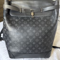  Louis Vuitton Monogram Eclipse Steamer Backpack