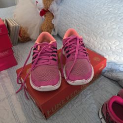 Variety Of Nike Tennis Shoes