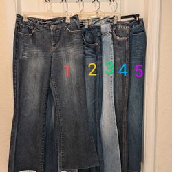 Womens Jeans And Capri's 