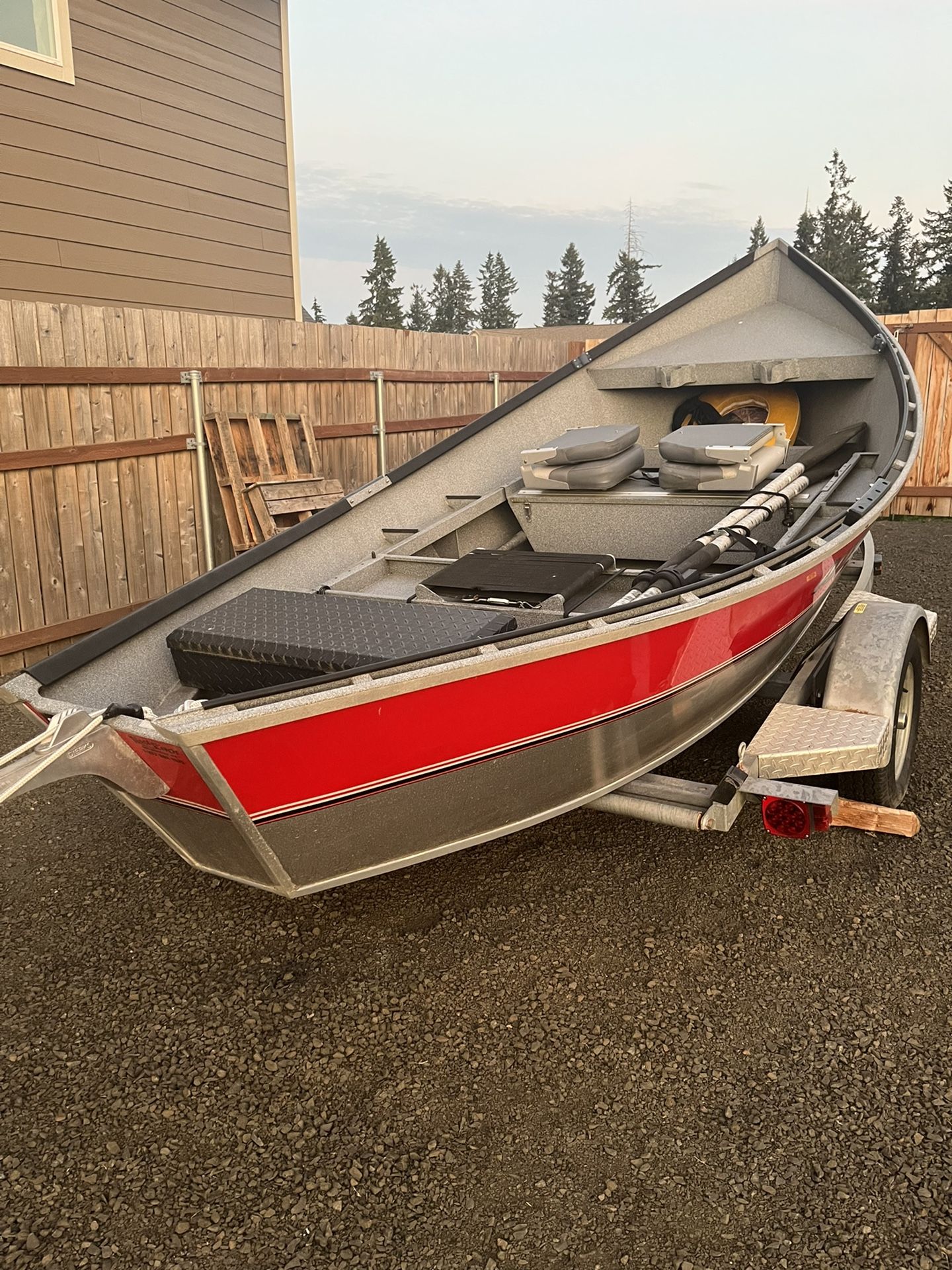 Barely Used 16 Ft Alumaweld Drift Boat for Sale in Rochester, WA OfferUp
