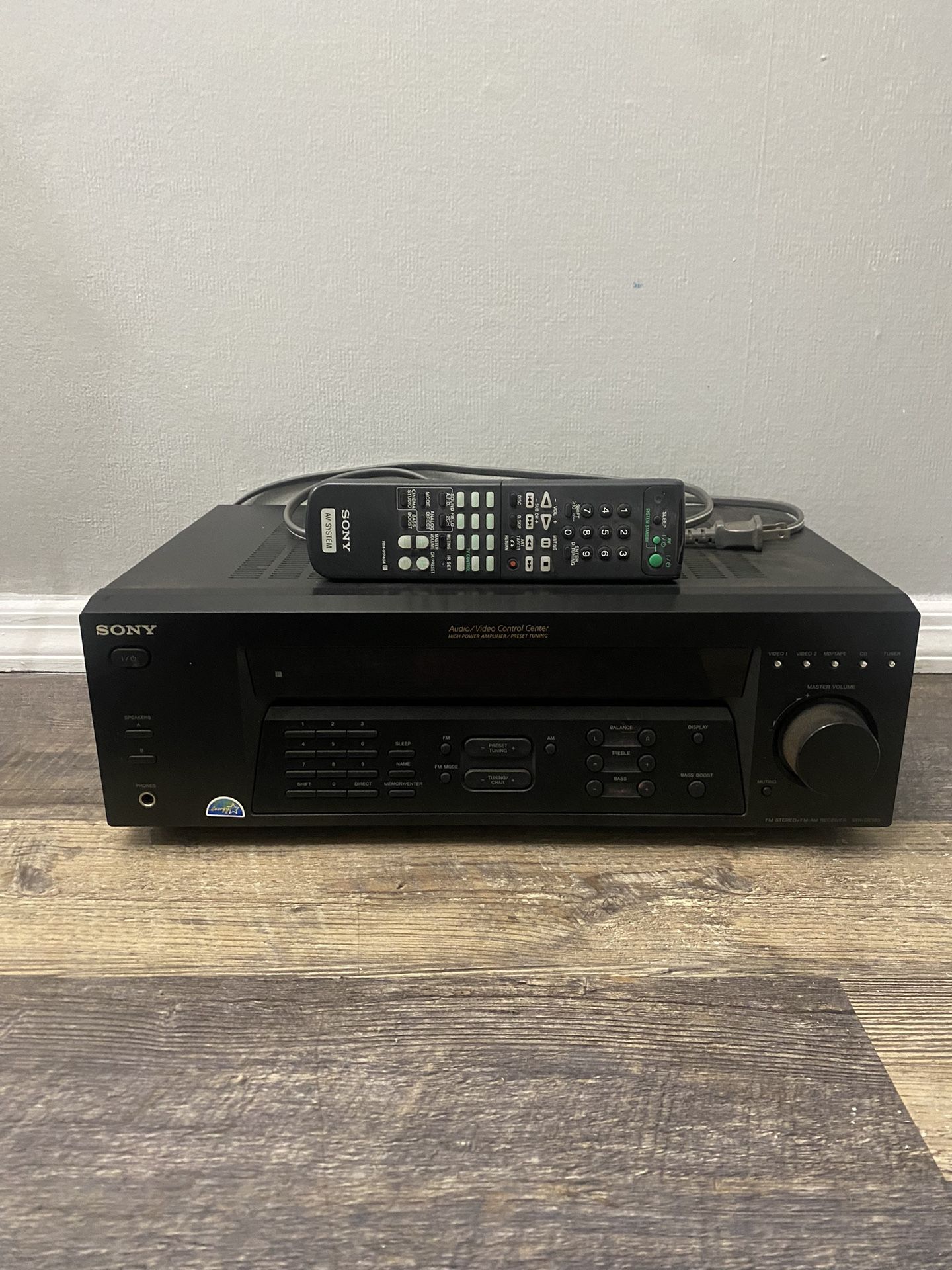Sony STR-DE 185 Stereo/ FM-AM Receiver