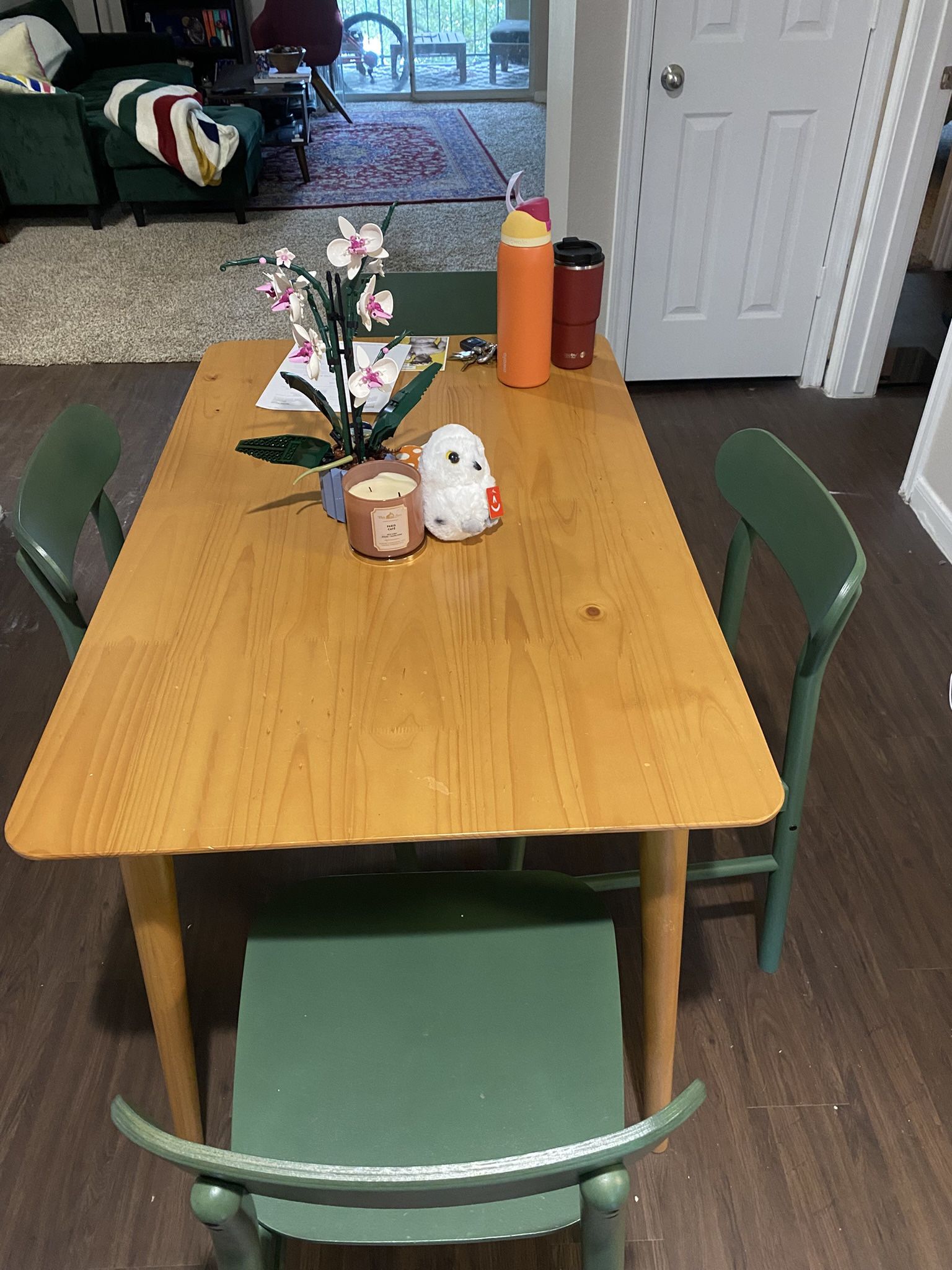 Dining Room Table And Chairs