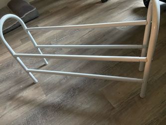 Shoe rack