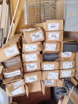 Mannington-Burke Vinyl Tile Lot