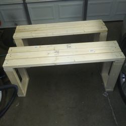 2 Benches 1 For 50 2 For 100