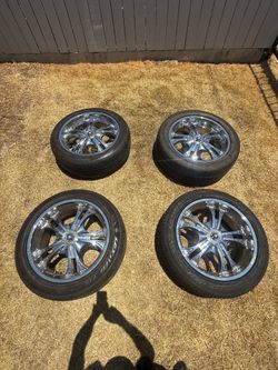 22” chrome wheels