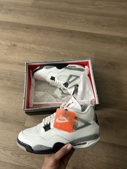 Jordan 4 White Cement