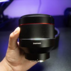 Samyang 85mm 1.4 E Mount