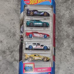 NEW Hot Wheels 5-Car for Kids Pack, Need gone right away 