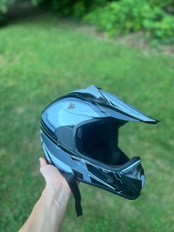 XL dirtbike helmet