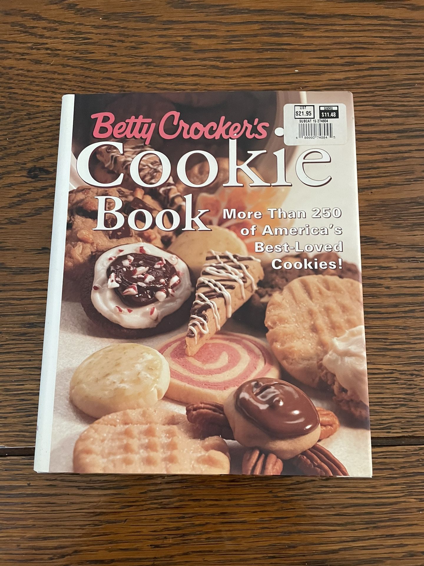 Betty Crockers Cookie Book Cookbook
