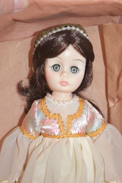 Madame Alexander Dolls Romeo#1360 And Juliet #1370 In Original Box 