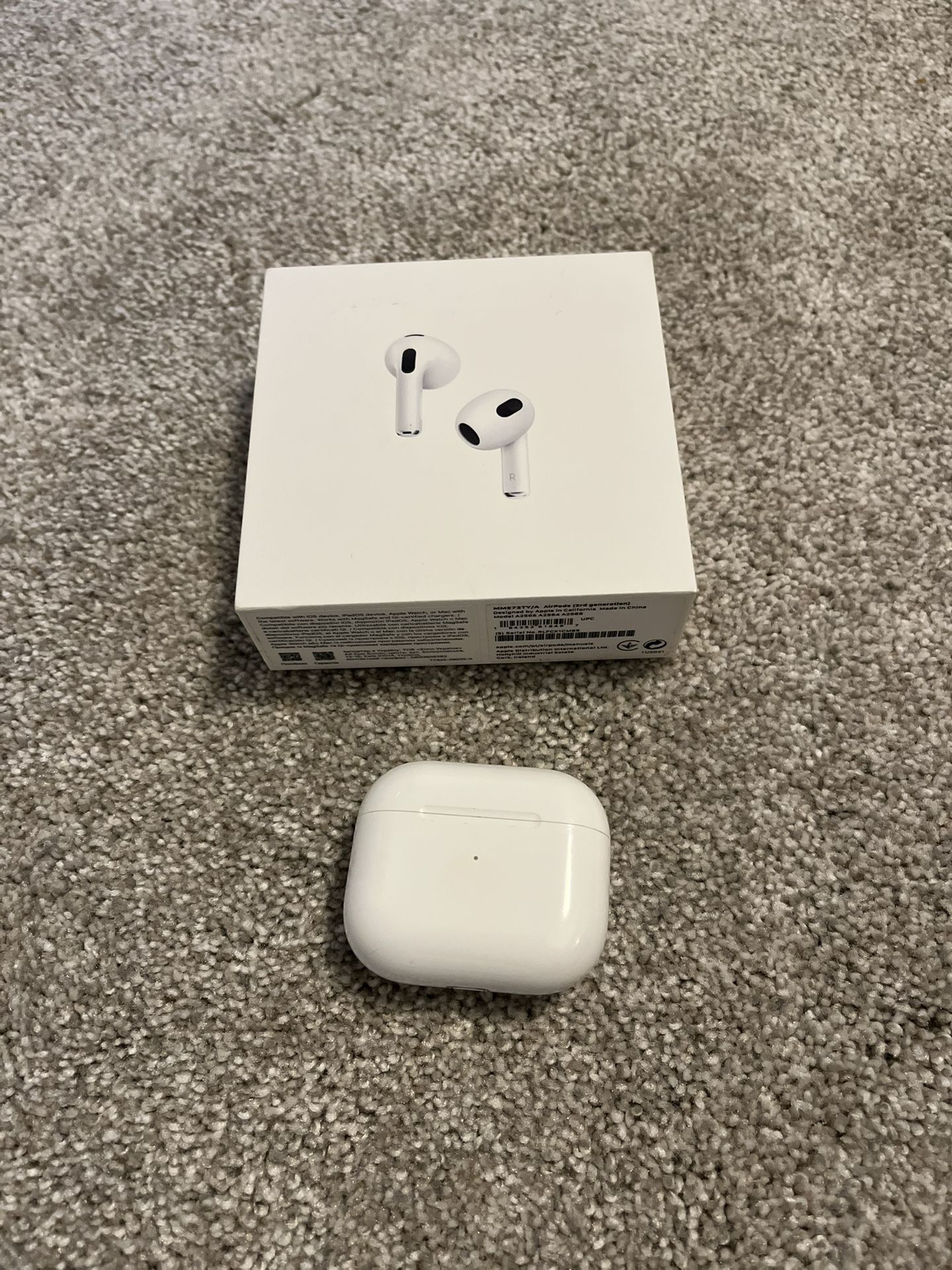 Apple AirPods 3