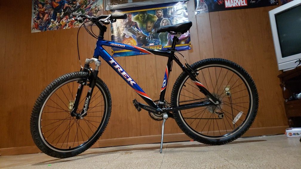 Trek: Alpha 4500, Mountain Bike 50.8 cm frame