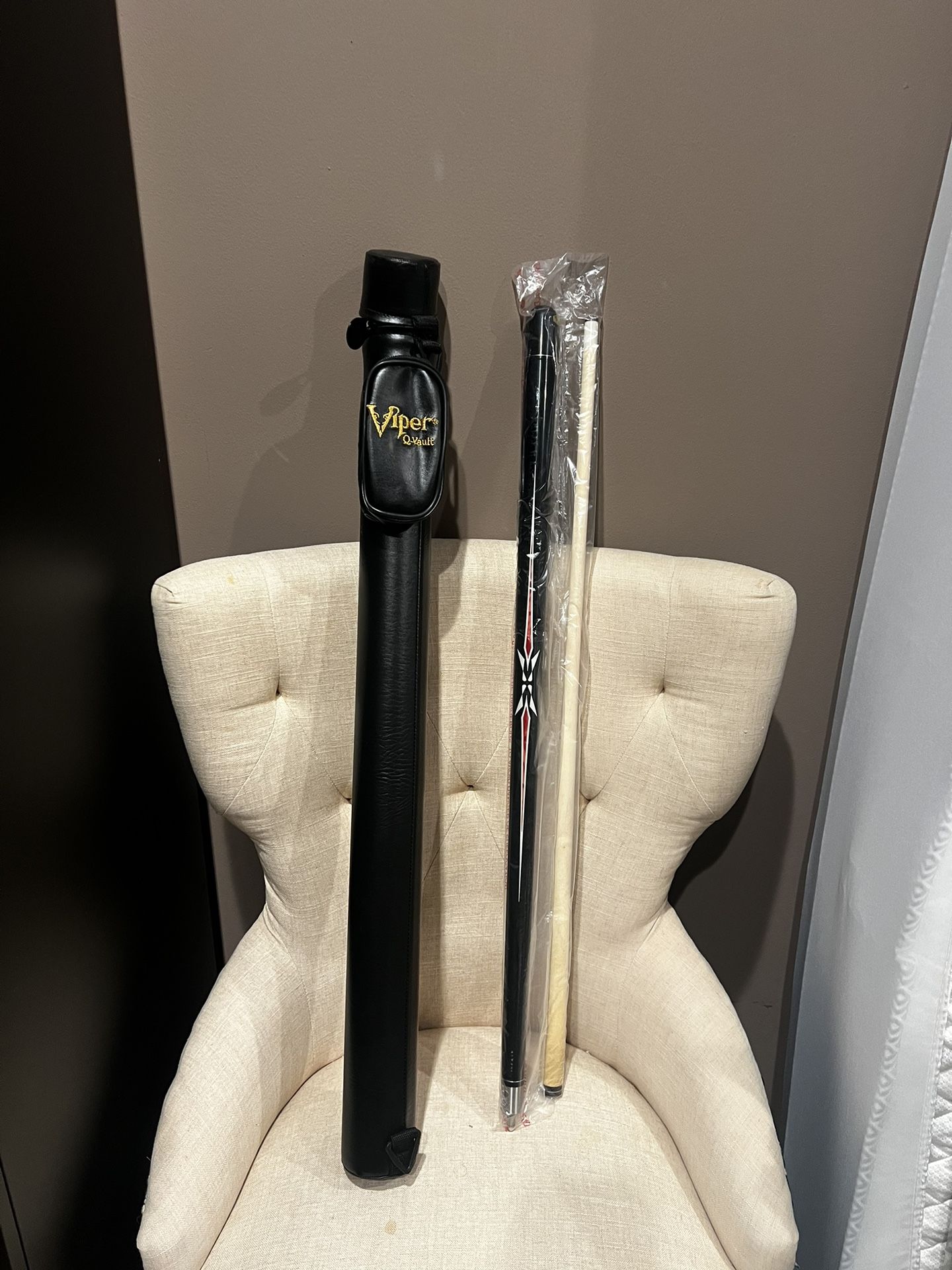 Viper Q-Vault Pool Stick