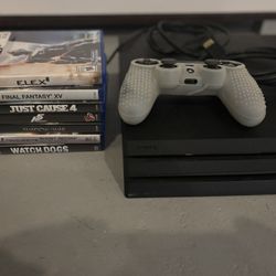 PS4 PRO 1TB + Controller + 7 Games
