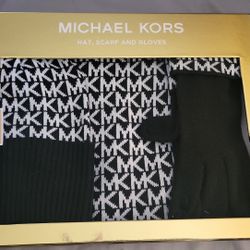 MK Hat, Scarf, & Gloves 