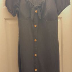 Short Sleeve Black Midi Dress