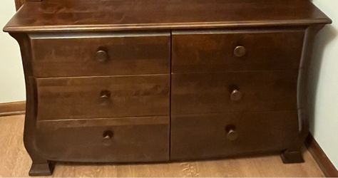 Wooden 6 Drawer Dresser full extension drawers mahogany color