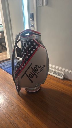 NWT 2025 TaylorMade Staff Golf Bag Heritage Edition