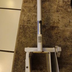 Bathroom Wall Support Handle, Non-Slip Shower Bar, for Elderly, Seniors & Handicapped – 250 Lbs. Capacity
Overall Pick
