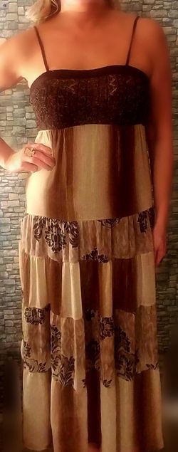 Forever 21 women's spaghetti strap long sundress